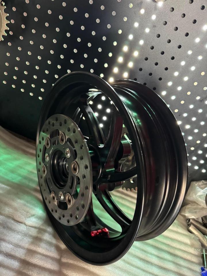 Mâm 7 cây CNC-duoc-ban-tai-KENEIAN PARTS