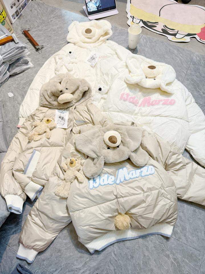 Áo phao gấu demazo-duoc-ban-tai-ANN Unisex