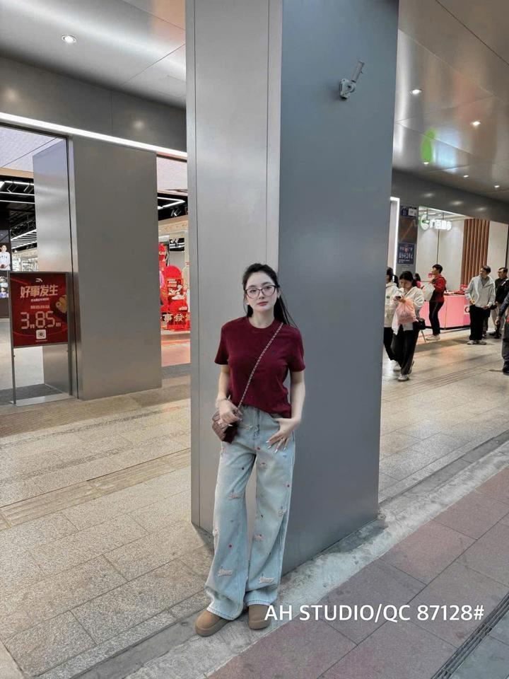 Áo bbt hươu -duoc-ban-tai-ANN Unisex
