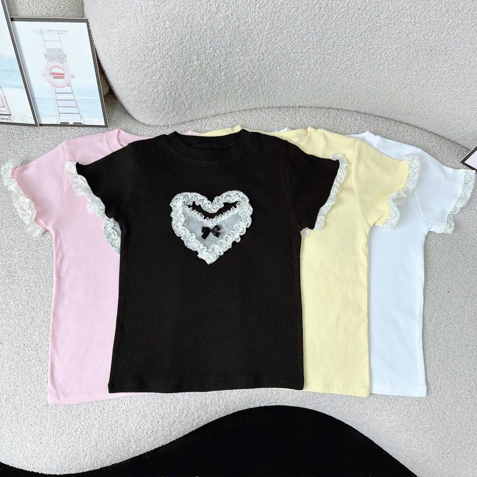 Áo bbt tim ren hở ngực-duoc-ban-tai-ANN Unisex