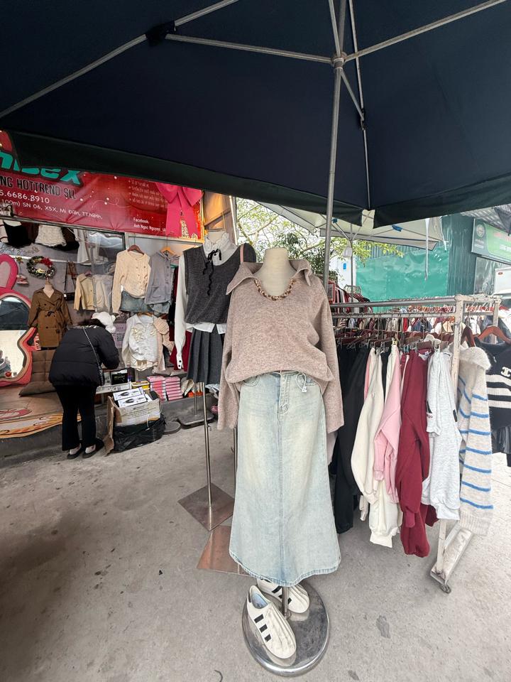 Len đá cổ v -duoc-ban-tai-ANN Unisex