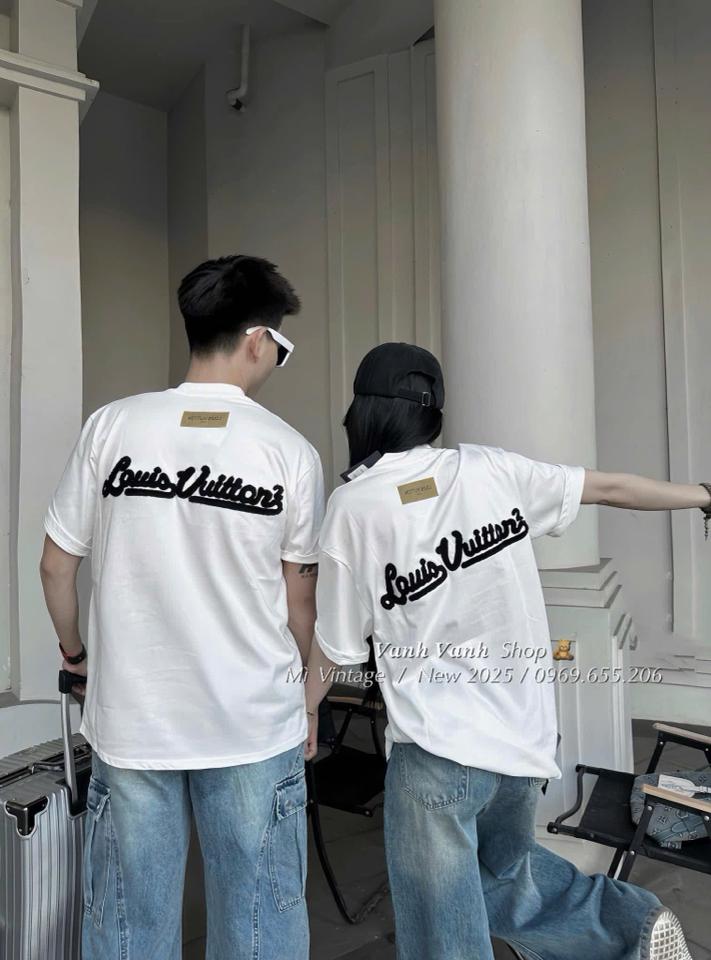 Áo tim lv thêu xù-duoc-ban-tai-ANN Unisex