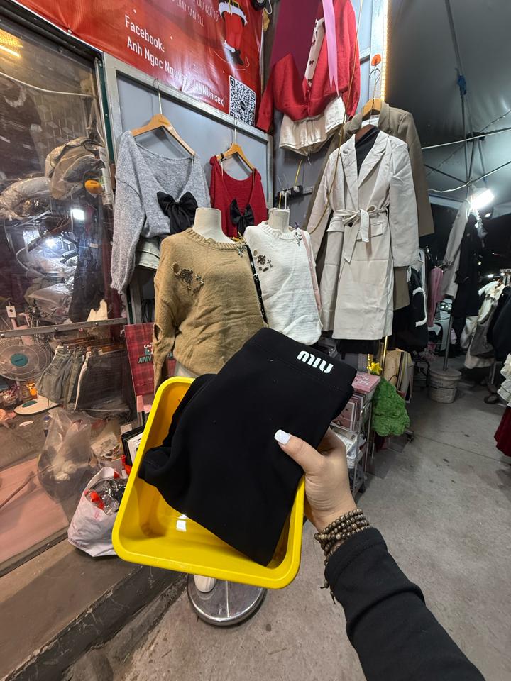 Legging hộp vàng-duoc-ban-tai-ANN Unisex