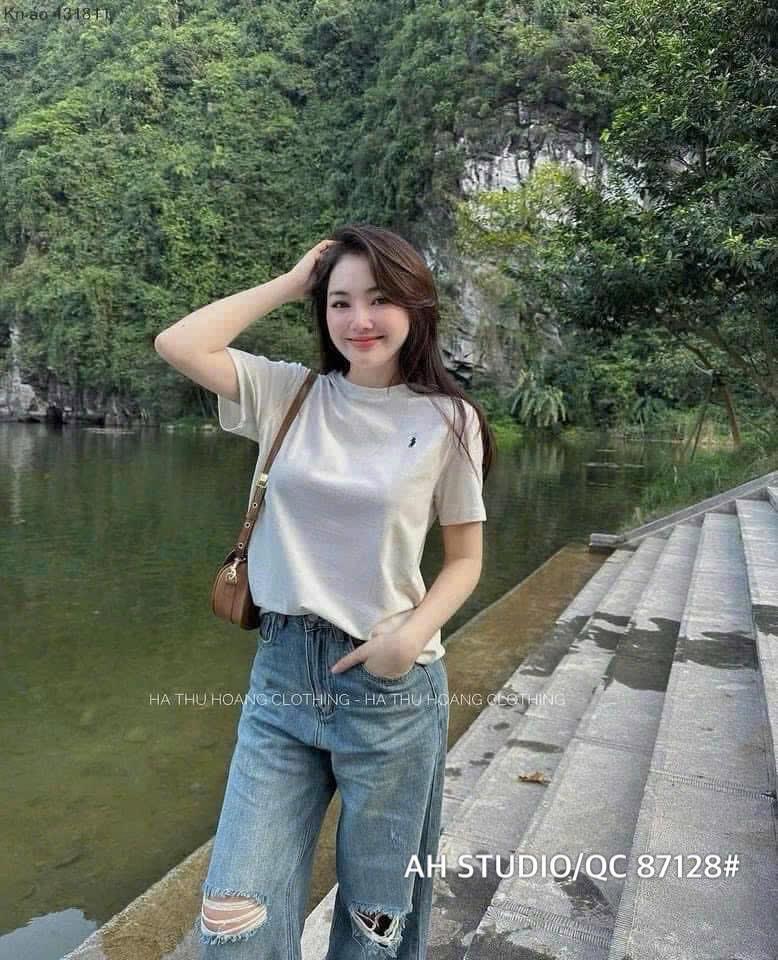 Áo bbt hươu -duoc-ban-tai-ANN Unisex