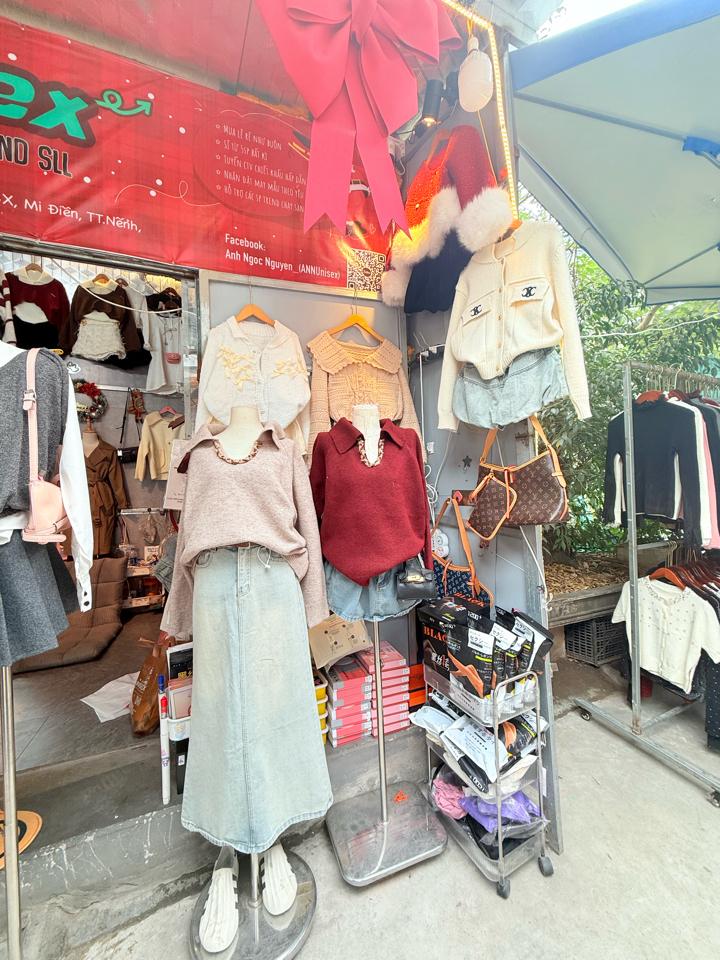 Len đá cổ v -duoc-ban-tai-ANN Unisex