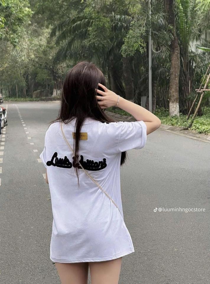 Áo tim lv thêu xù-duoc-ban-tai-ANN Unisex