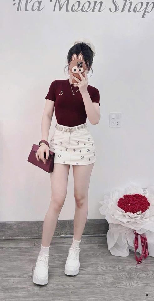 Cv jean trắng lv-duoc-ban-tai-ANN Unisex