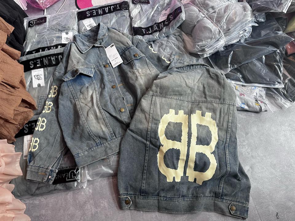 Khoác bò BB-duoc-ban-tai-ANN Unisex