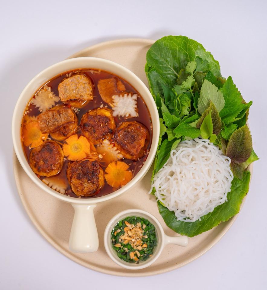 Bún chả Hà Nội (Hanoi kebab vermicelli)-duoc-ban-tai-RICE ON RICE