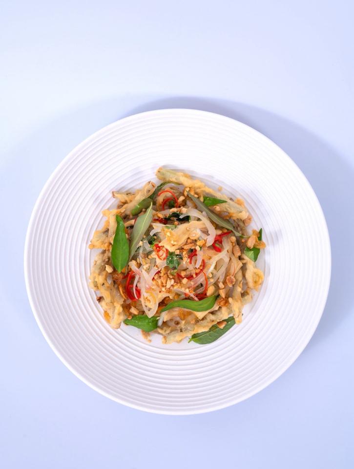 Gỏi bóp thấu (salad morning glory)-duoc-ban-tai-RICE ON RICE