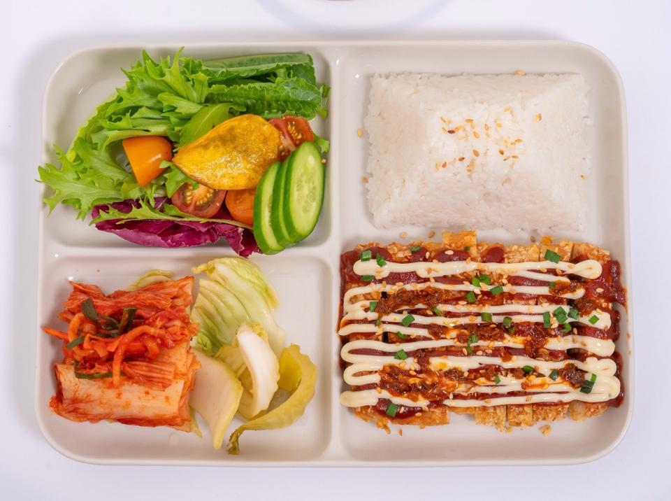 Bento4 - Crispy KFC-duoc-ban-tai-RICE ON RICE