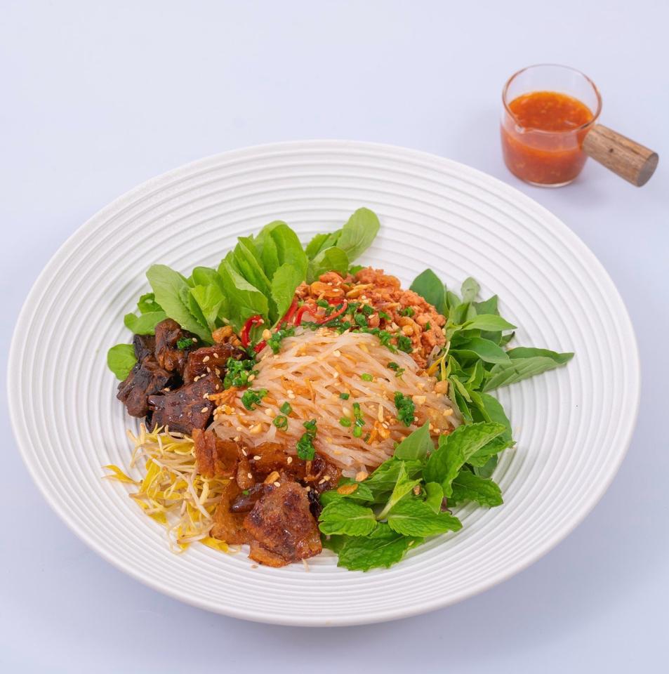 Phở sắn Quế Sơn (Que Son cassava noodle)-duoc-ban-tai-RICE ON RICE