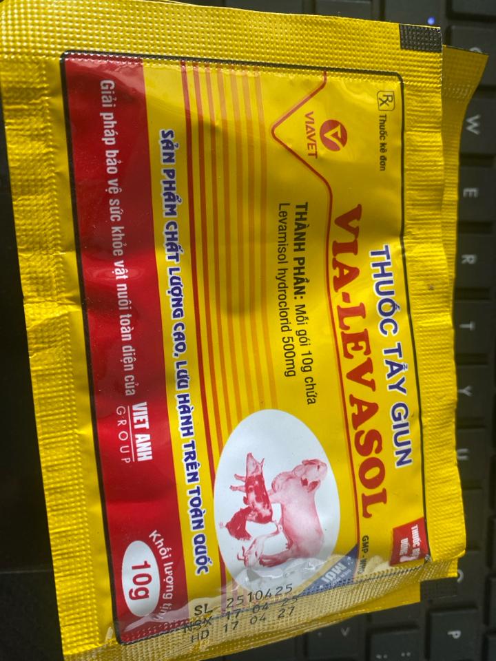 TẨY GIUN (VIA-LEVASOL) 10G-duoc-ban-tai-Cửa Hàng Thuốc Thú Y Lanh Luyến