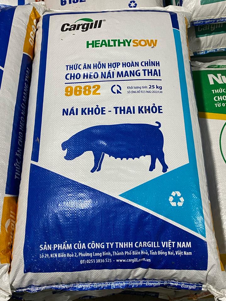 TA CHO HEO NÁI MANG THAI (9682)-duoc-ban-tai-Cửa Hàng Thuốc Thú Y Lanh Luyến