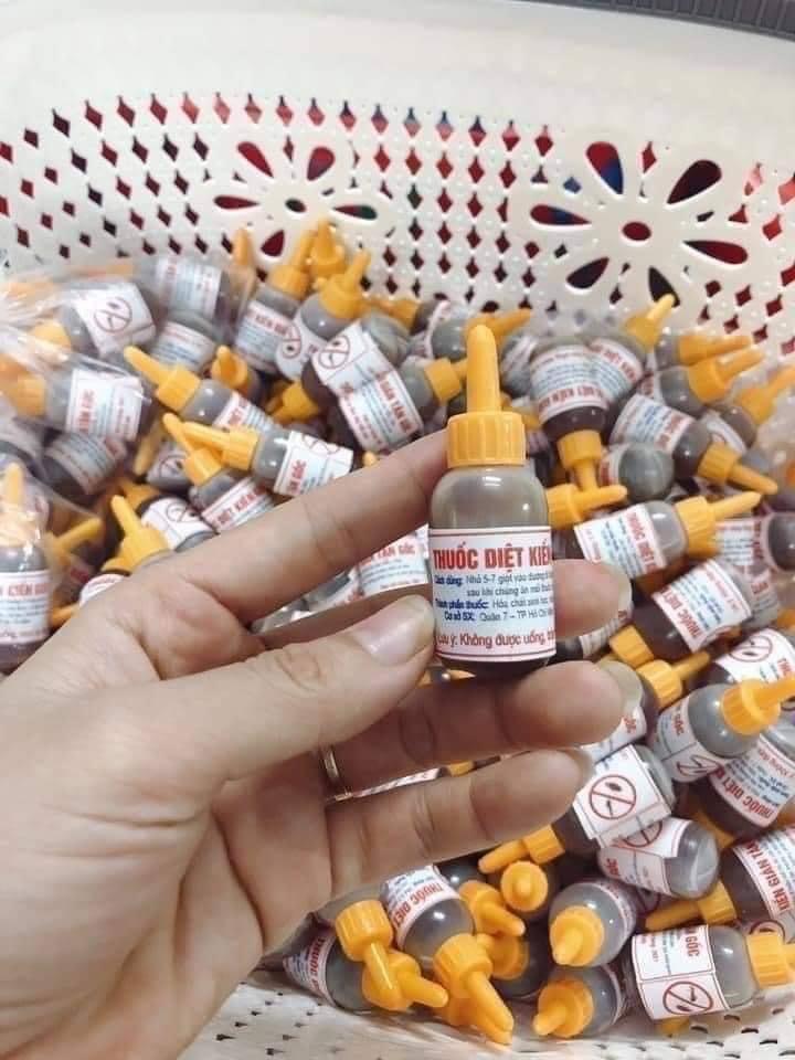 Diệt kiến-duoc-ban-tai-Phạm Thảo