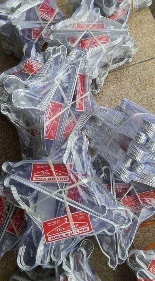 Móc nhôm nhỡ-duoc-ban-tai-Phạm Thảo