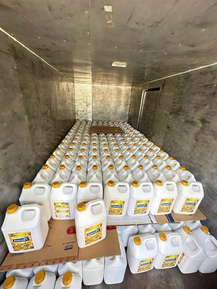 Nước giặt Sammy màu vàng-duoc-ban-tai-Phạm Thảo