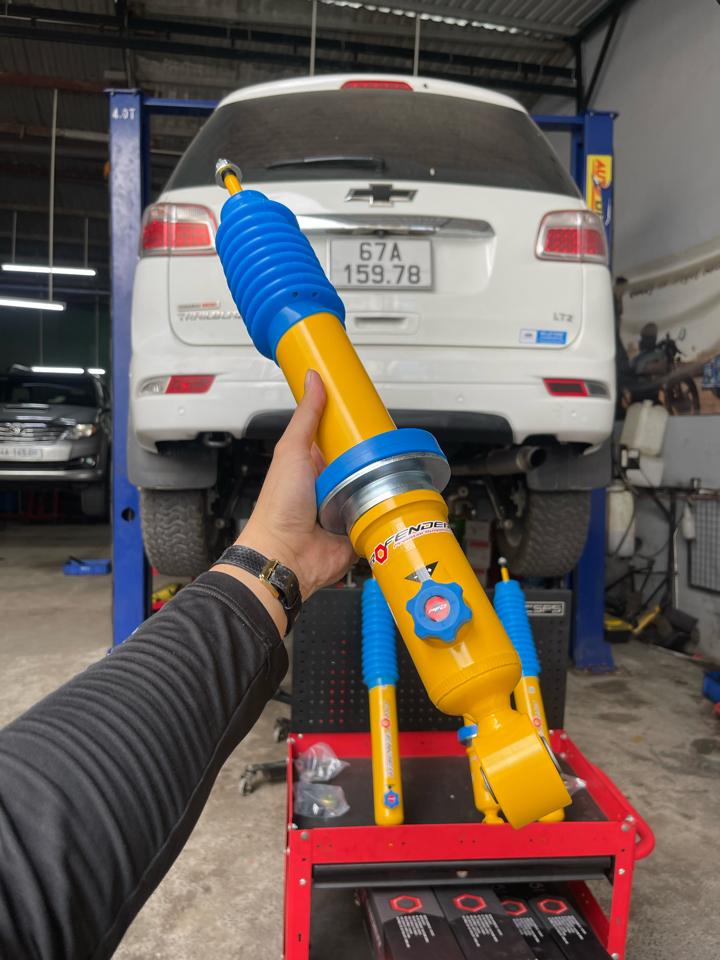 Phuộc trước Traiblazer -duoc-ban-tai-Dr.Shock VN