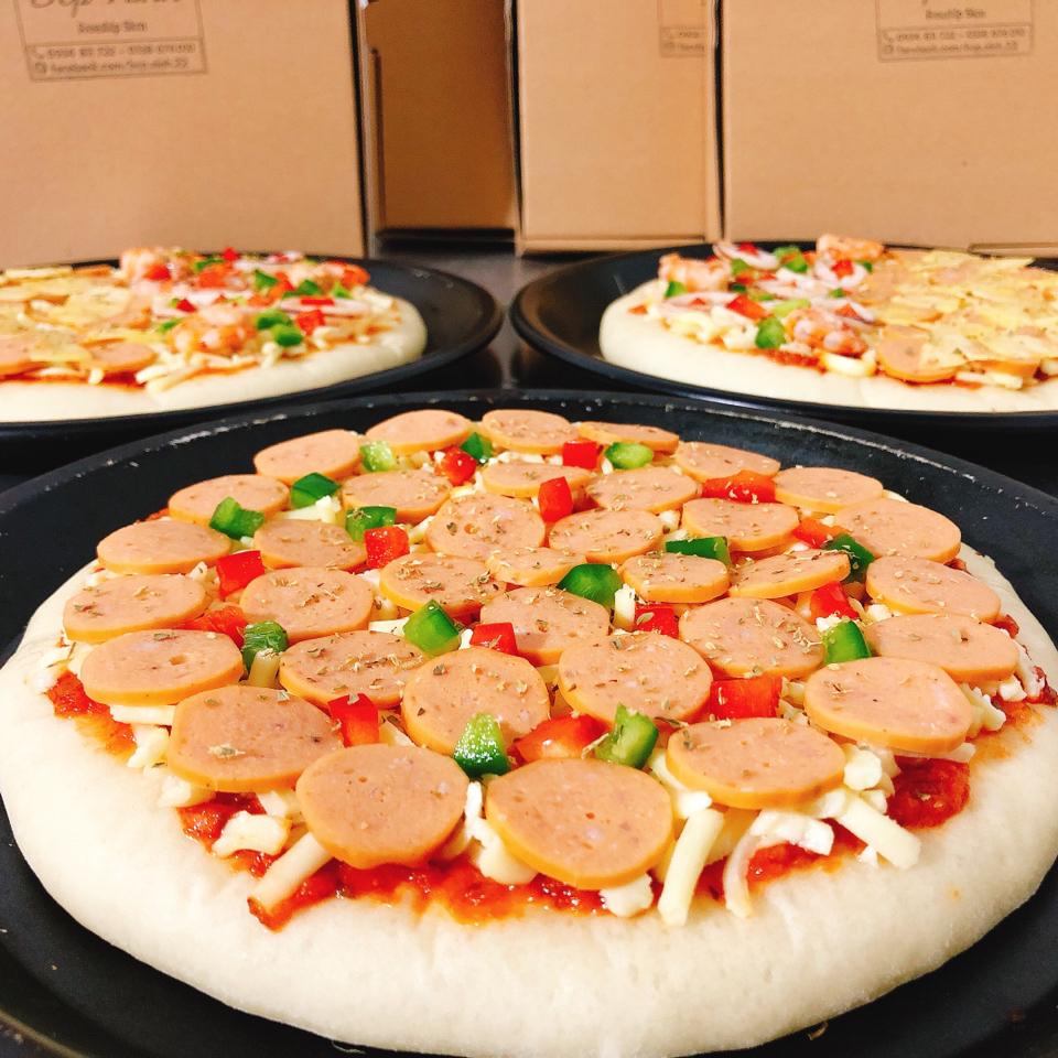 Pizza Xúc Xích-duoc-ban-tai-PIZZA BẾP XINH