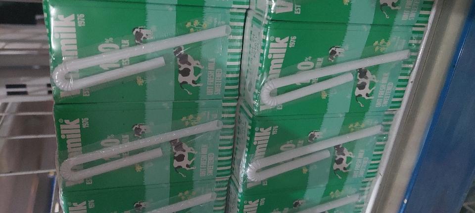 Sữa vi na muu nhỏ-duoc-ban-tai-Cửa hàng tạp hóa Nguyệt Phú