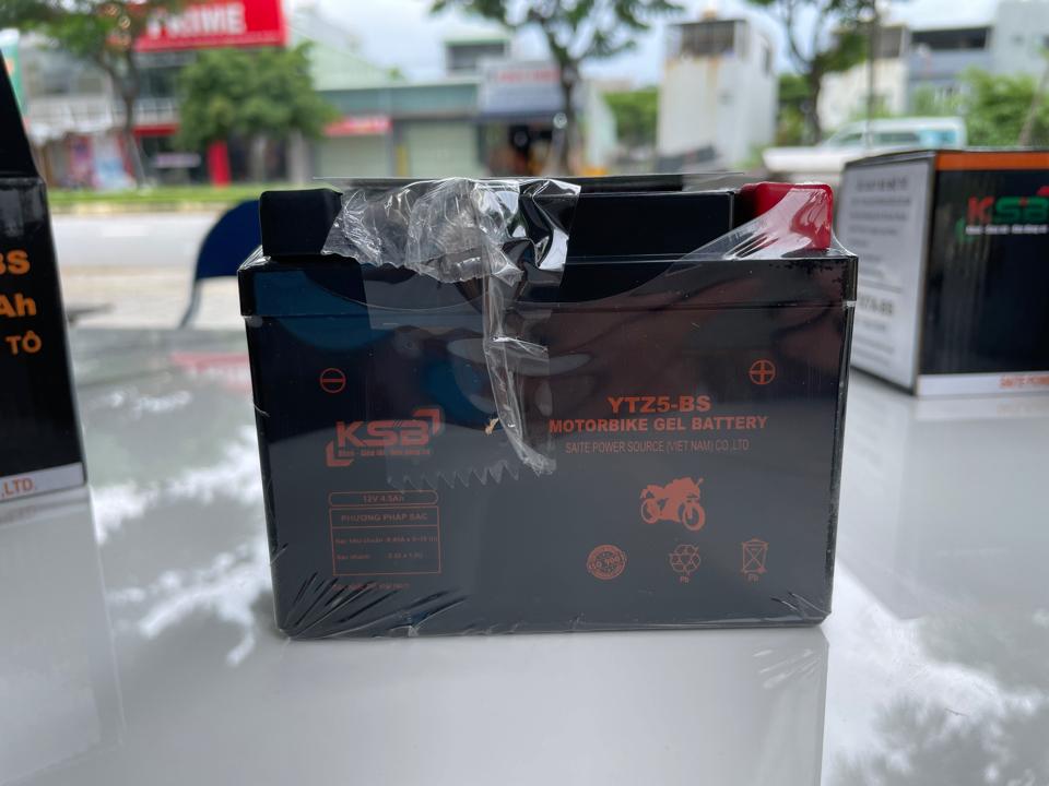 Ắc quy xe máy 12V, 4.5Ah-duoc-ban-tai-TINY