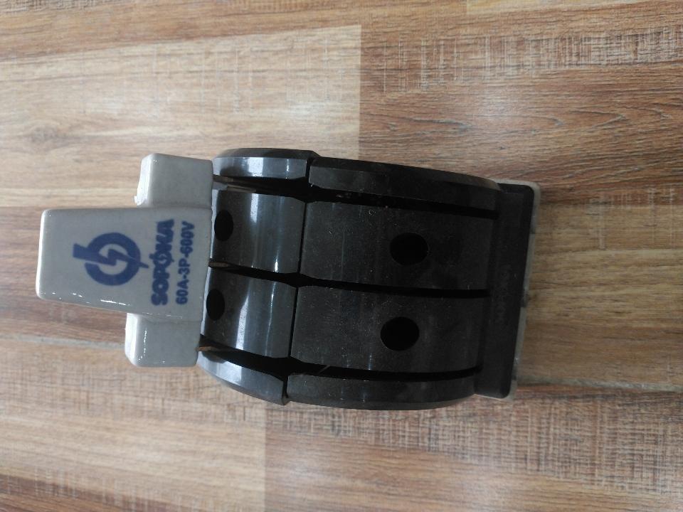 Sopoka Cầu dao 3Pha 100A-3P-2N cự đúc D15A-duoc-ban-tai-Điện HTH