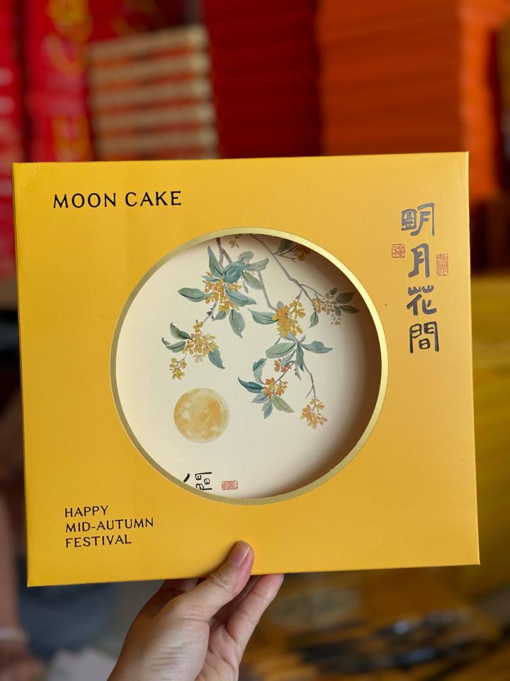 Hộp Mochi Cao Cấp ( Vàng ) -duoc-ban-tai-Bánh Trung Thu Tươi Thu Hồng