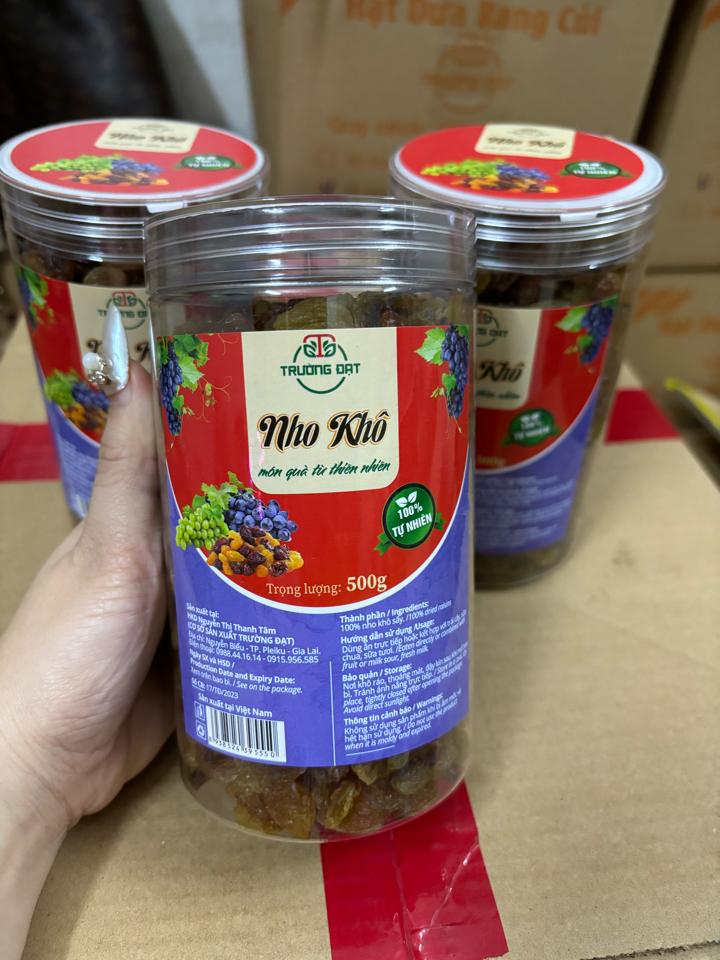 Nho khô hũ 500gr-duoc-ban-tai-Hạt Dưa Trường Đạt