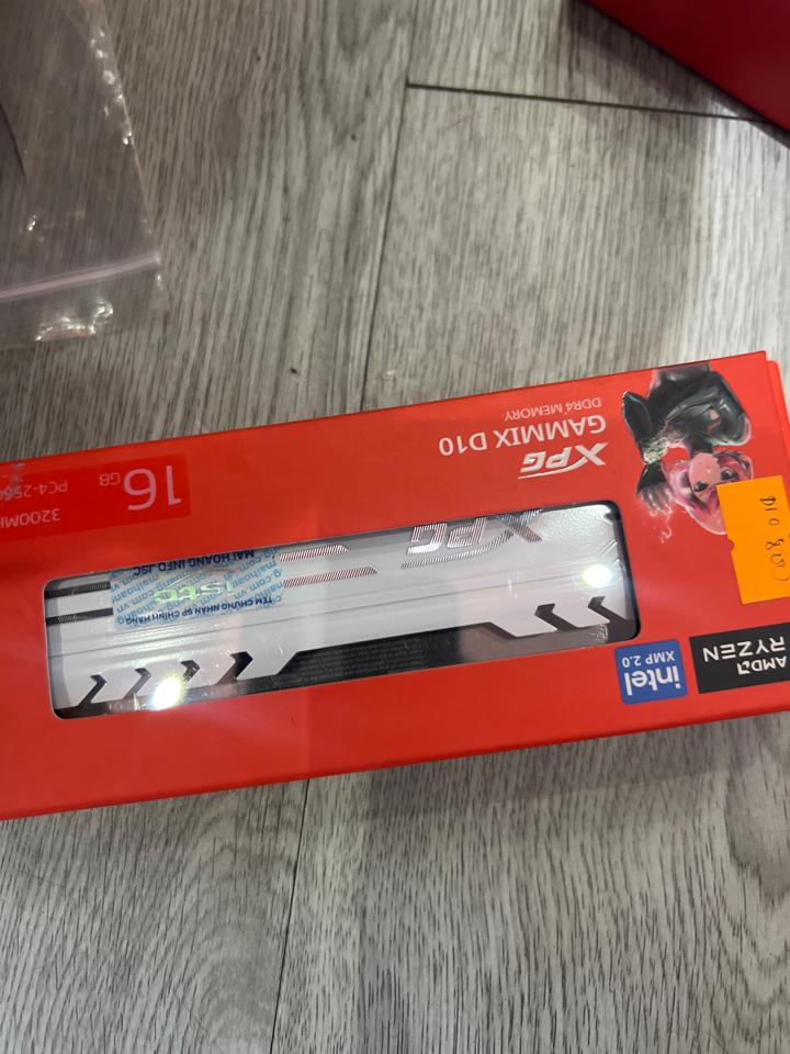 Ram DDR4 ADATA XPG SPECTRIX D10 16GB 3200Mhz ( White )-duoc-ban-tai-Xtreme PC