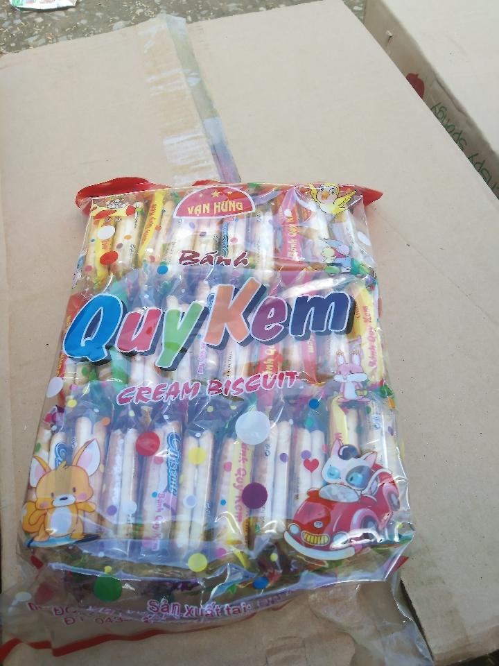 Bánh quy kem vạn Hưng 20goi/t-duoc-ban-tai-Cửa Hàng Tạp Hoá Luân Dung