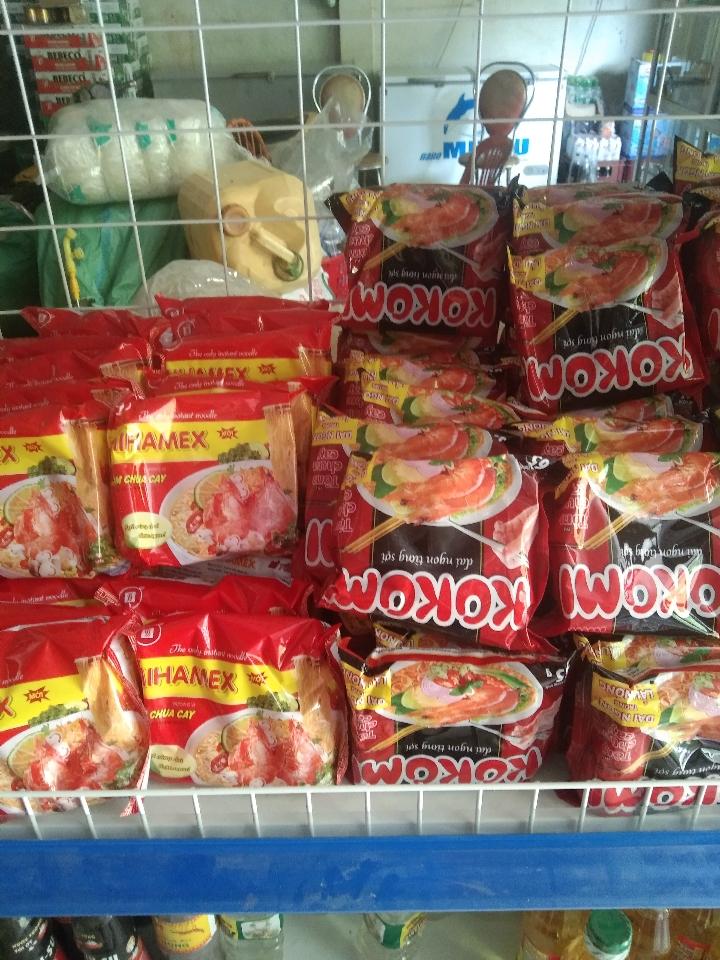 Mỳ tôm 3k-duoc-ban-tai-Cửa Hàng Tạp Hoá Luân Dung