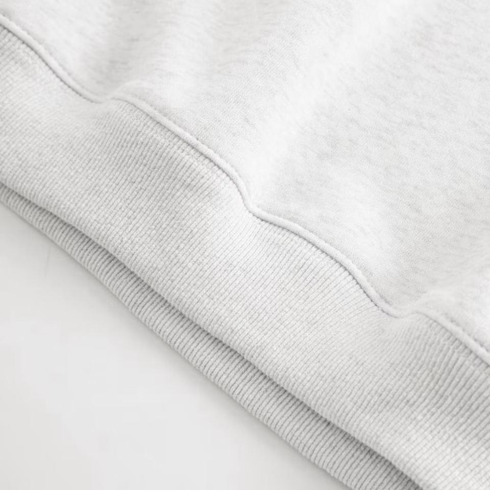 Áo Sweater Cổ Tim Cài Khuy Form Rộng Chất Liệu Nỉ 2 Da / Amee Studio Signature-duoc-ban-tai-Handsome Shop