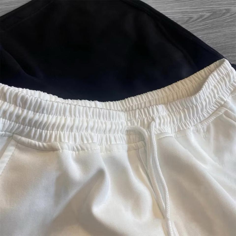 Quần short unisex nam nữ chất cotton cao cấp có dập gân ở giữa, chất Umi co giãn nhẹ, mặc thoải mái-duoc-ban-tai-Handsome Shop
