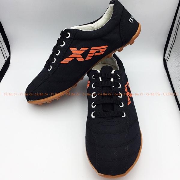 Giày đinh đen XP TP-005-duoc-ban-tai-Vinh Hoang Sport
