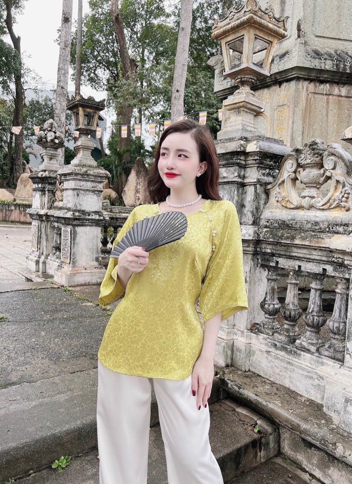 Bà ba đính nút vàng 1-duoc-ban-tai-Chan Chan shop