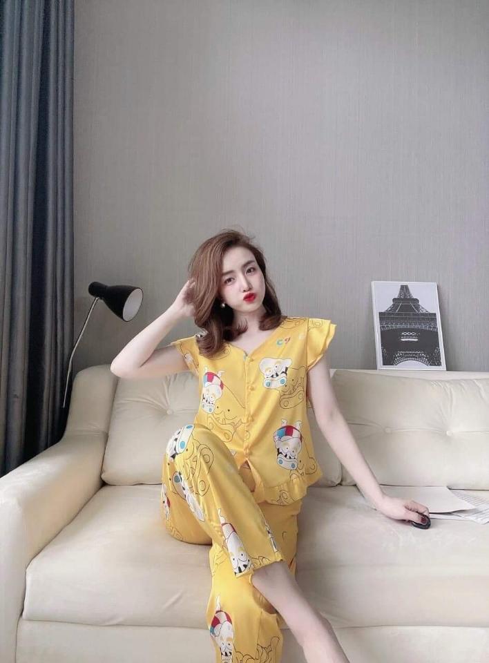 Tn HT hoạt hình -duoc-ban-tai-Chan Chan shop