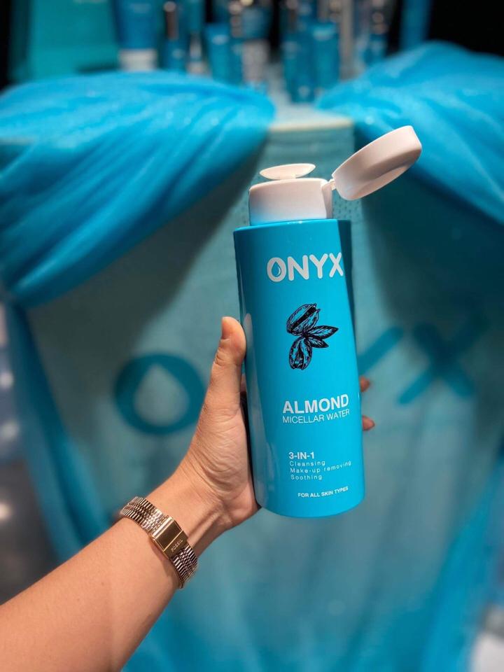 Tẩy trang phiên bản new onyx 500ml-duoc-ban-tai-Chan Chan shop