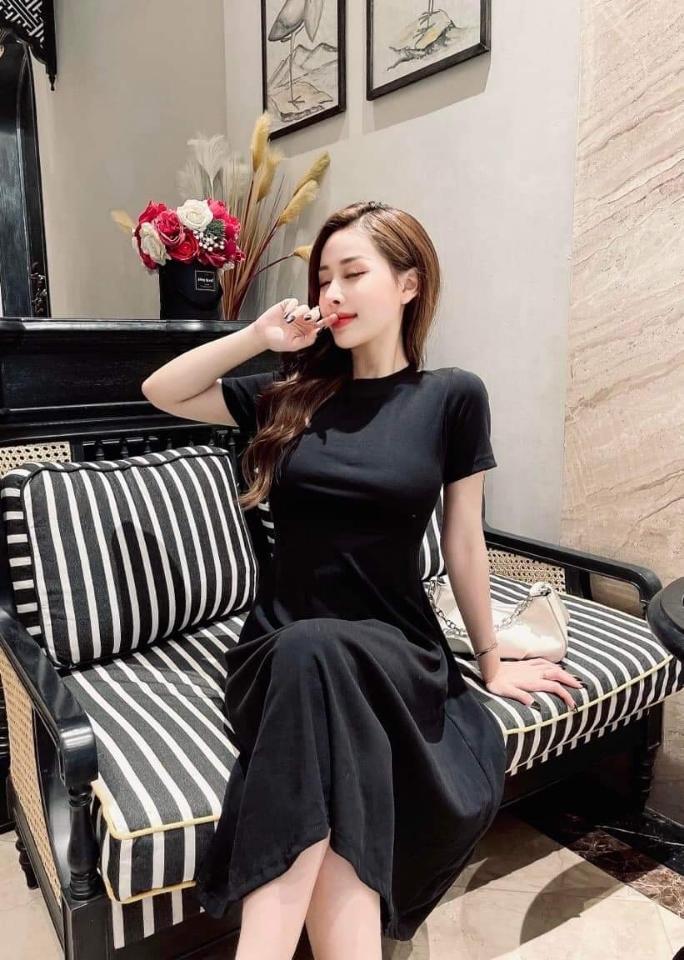 Đầm trơn cổ tròn cotton-duoc-ban-tai-Chan Chan shop