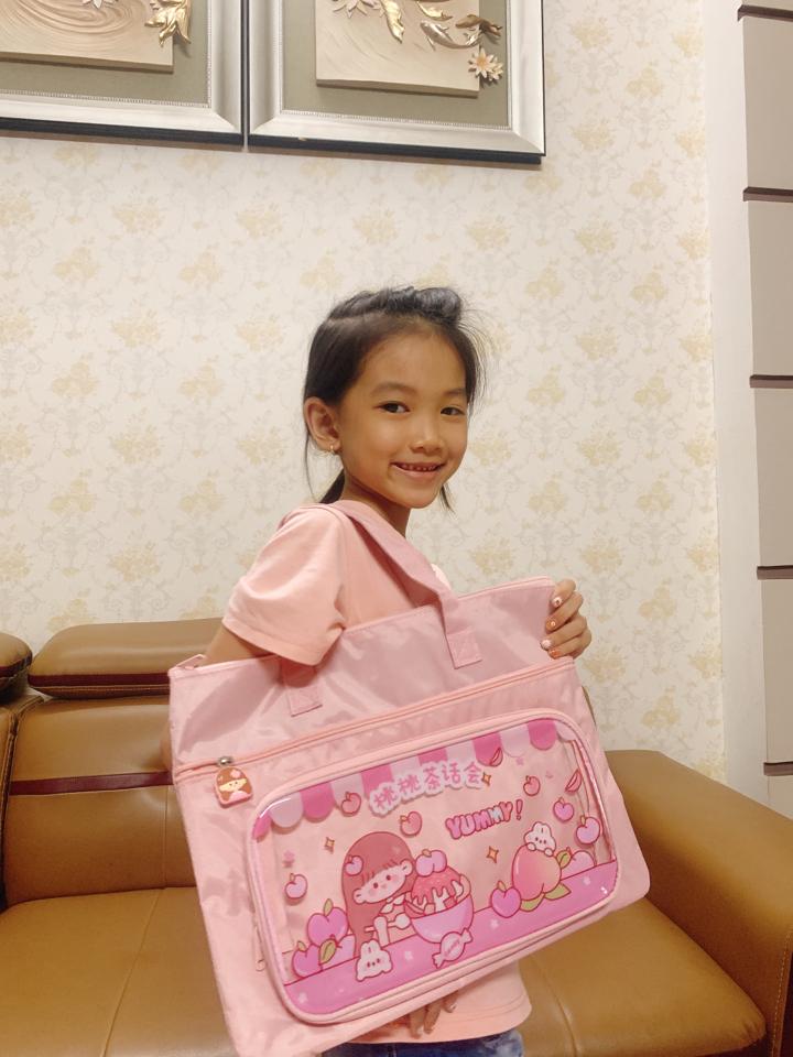 Cặp học thêm cho bé Hồng búp bê-duoc-ban-tai-Chan Chan shop