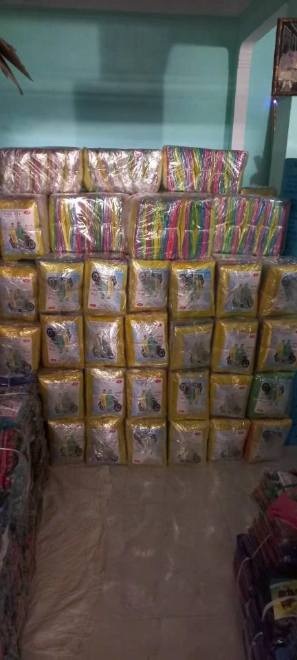 Áo Mưa tiện lợi (5/5) Việt Nga-duoc-ban-tai-KHÁNH TRANG Company