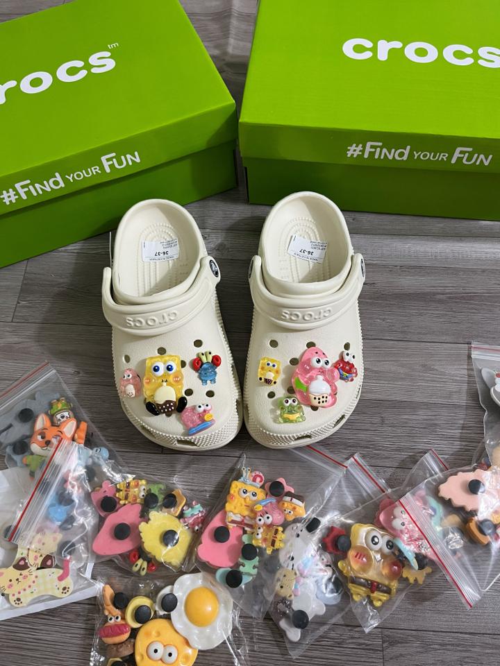 Bọt trà sữa-duoc-ban-tai-Shop dép crocs+charm