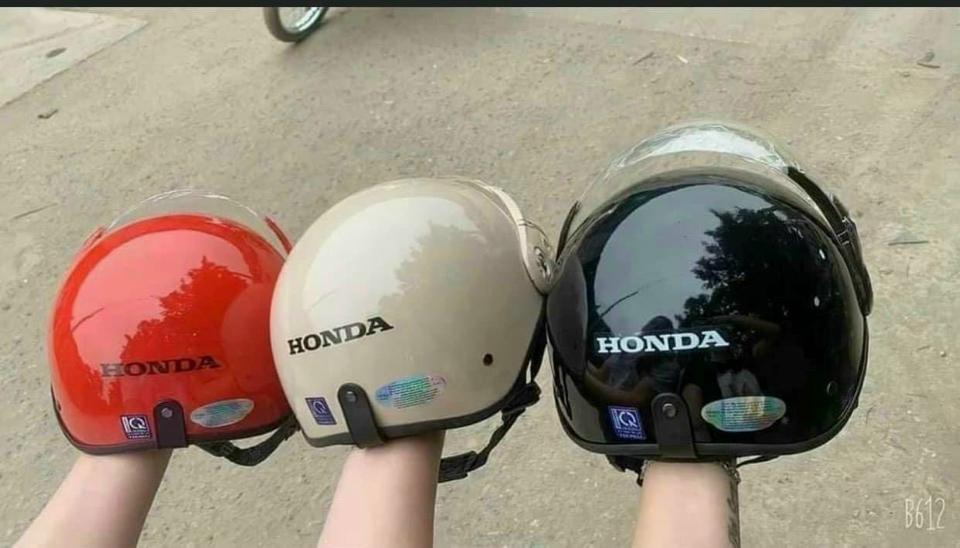 Mũ bảo hiểm honda có kính -duoc-ban-tai-TỔNG KHO TRẦN DUNG
