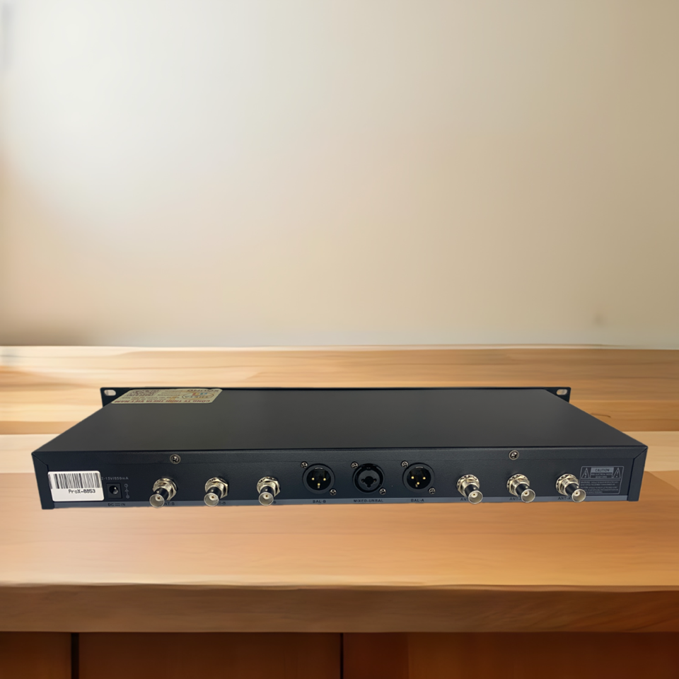 Micro không dây Pro-Max-duoc-ban-tai-Duy Hậu Audio