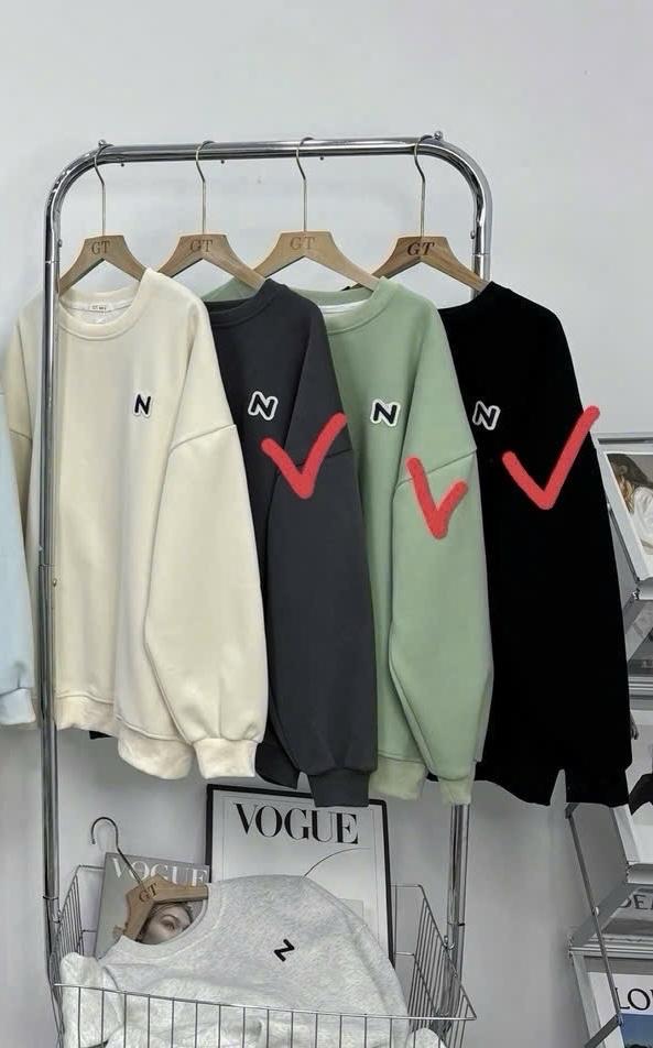 Áo thun nỉ cổ tròn 10521-duoc-ban-tai-Nilasa Boutique