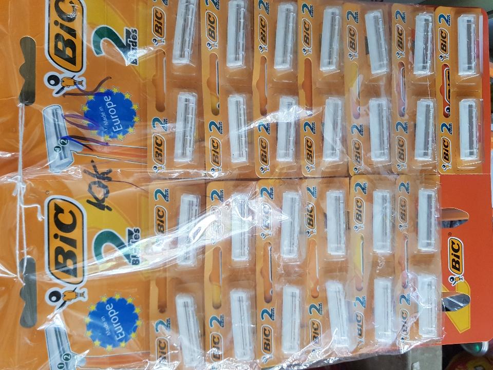 Dao cạo râu Bic (1 cái)-duoc-ban-tai-Tạp hoá Mai