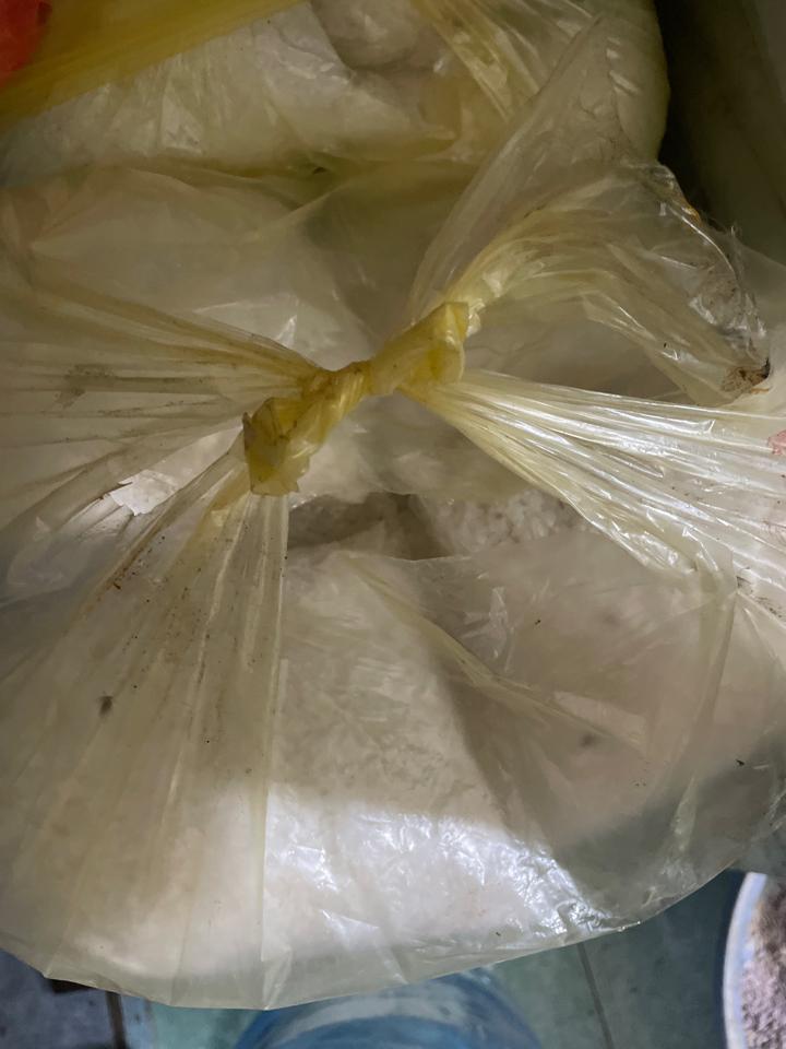 Muối hột -duoc-ban-tai-Tạp hoá Mai