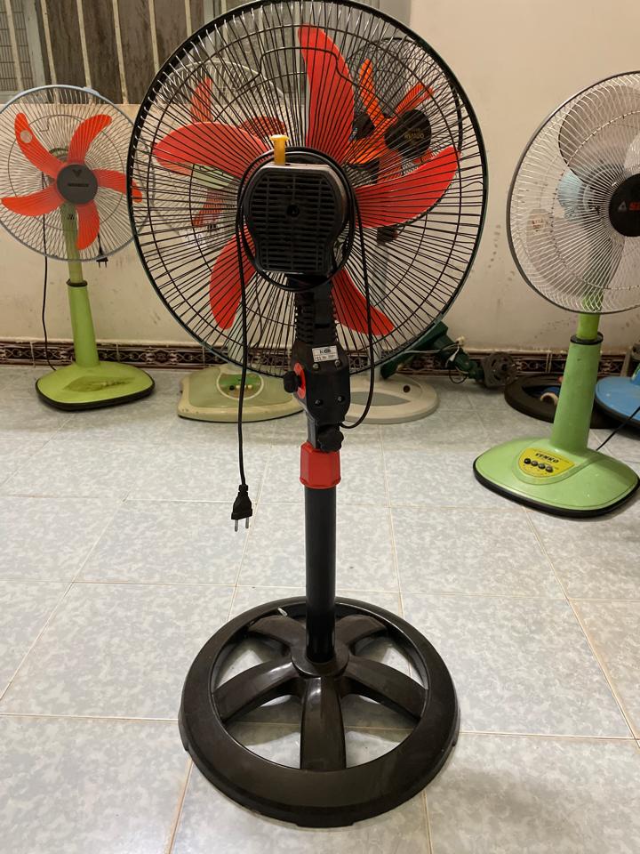 Quạt cây cũ #5-duoc-ban-tai-Tạp hoá Mai