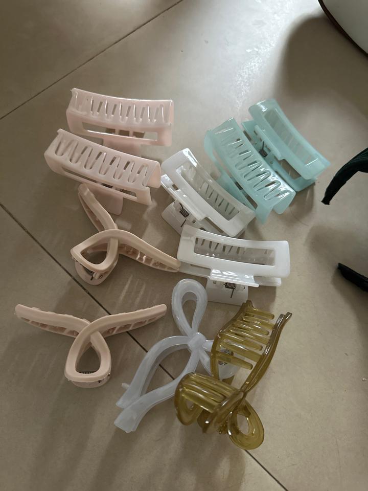 Kẹp nhựa-duoc-ban-tai-Anlie