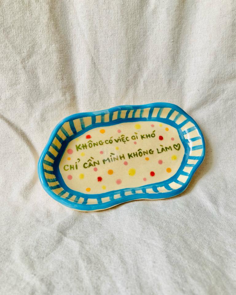Quote Plate-duoc-ban-tai-Que Sera Arts & Lifestyle