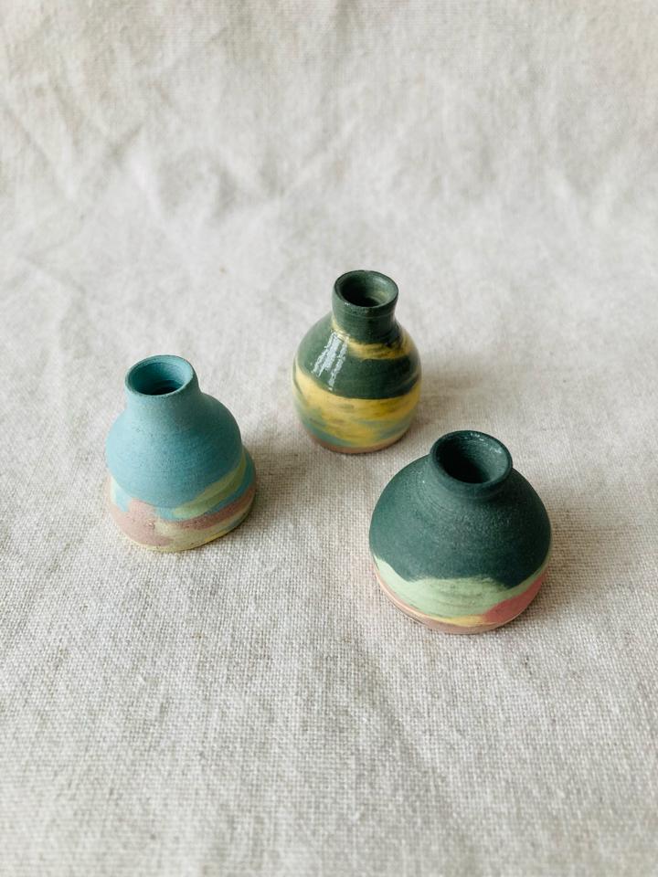 Cosmos mini vases-duoc-ban-tai-Que Sera Arts & Lifestyle